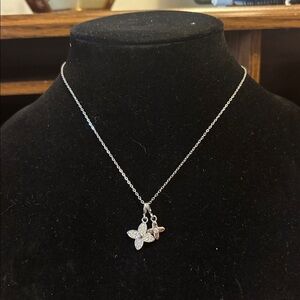 Elegant Silver Flower Pendant Necklace